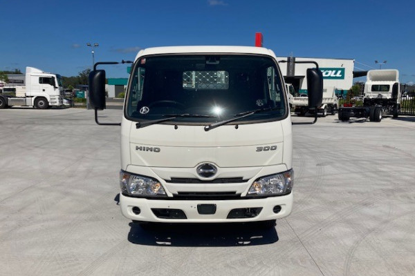 2021 Hino 616 AT 2525 STD ALLOY TRAY - DEMO Truck