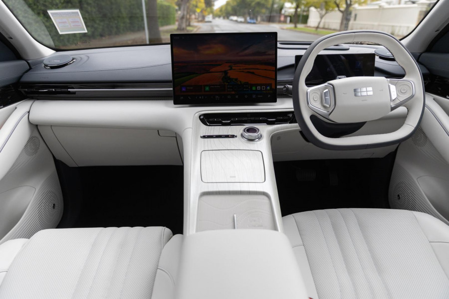 2026 MY27 Geely EX5 E245 Inspire Extended Range SUV Image 4