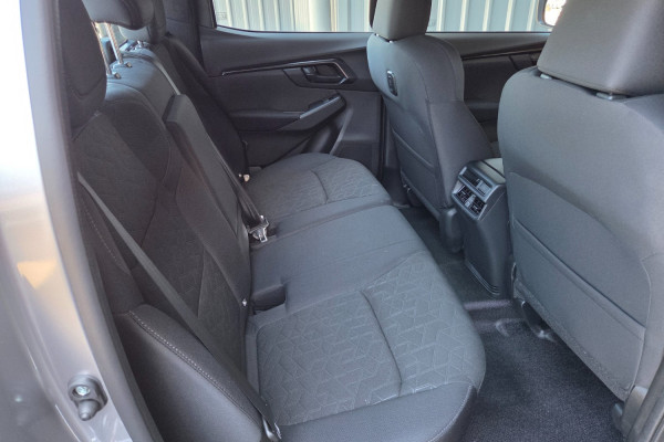 2025 MY25.5 Isuzu D-MAX RG X-RIDER Ute Image 10