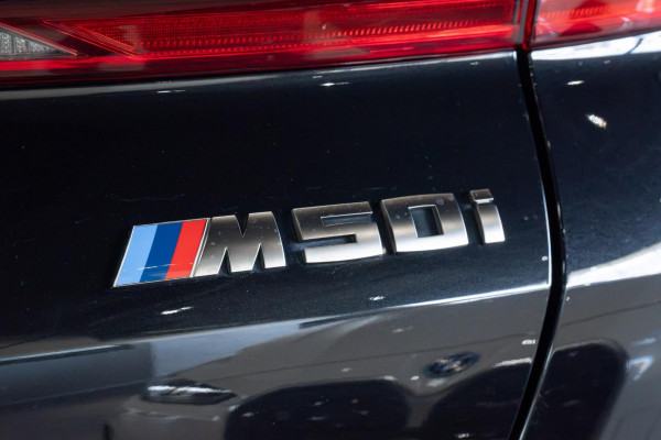 2023 BMW X6 G06 M50i SUV image 24