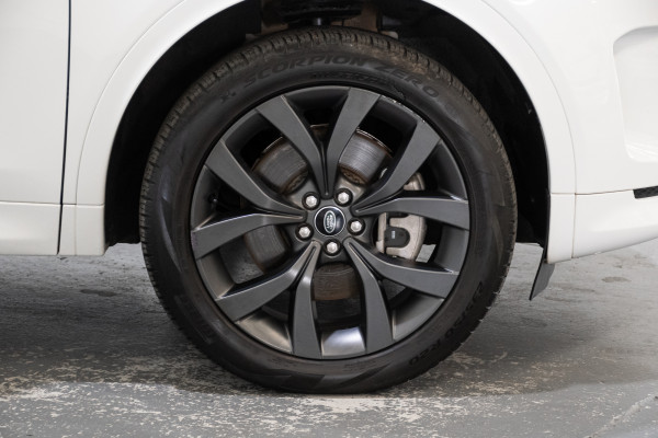 2023 Land Rover Discovery Sport L550 P250 R-Dynamic SE SUV image 5