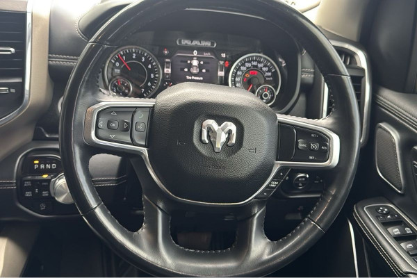 2022 Ram 1500 DT Laramie Ute Image 12