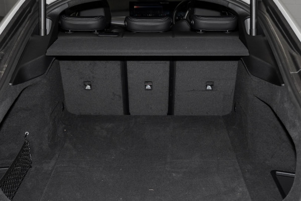2025 BMW i4 G26 eDrive35 Hatch image 18