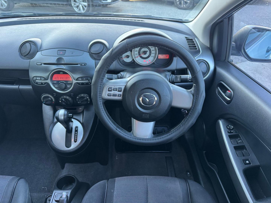 2010 Mazda 2 DE Series 2 Maxx Sedan Image 16