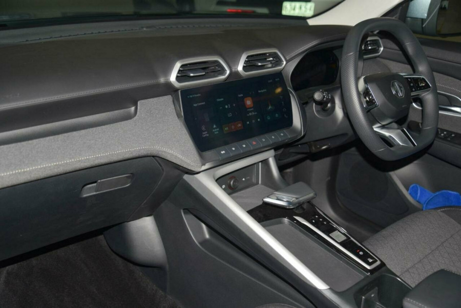 2024 MY25 MG ZS ZS32 Essence Hybrid+ SUV Image 7