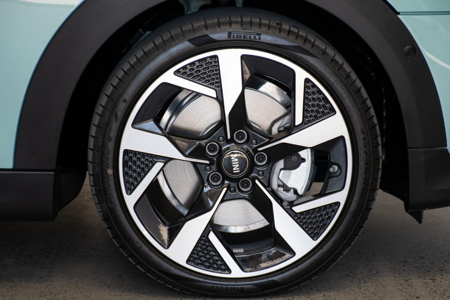 2026 MINI Cooper F65 C Classic Hatch