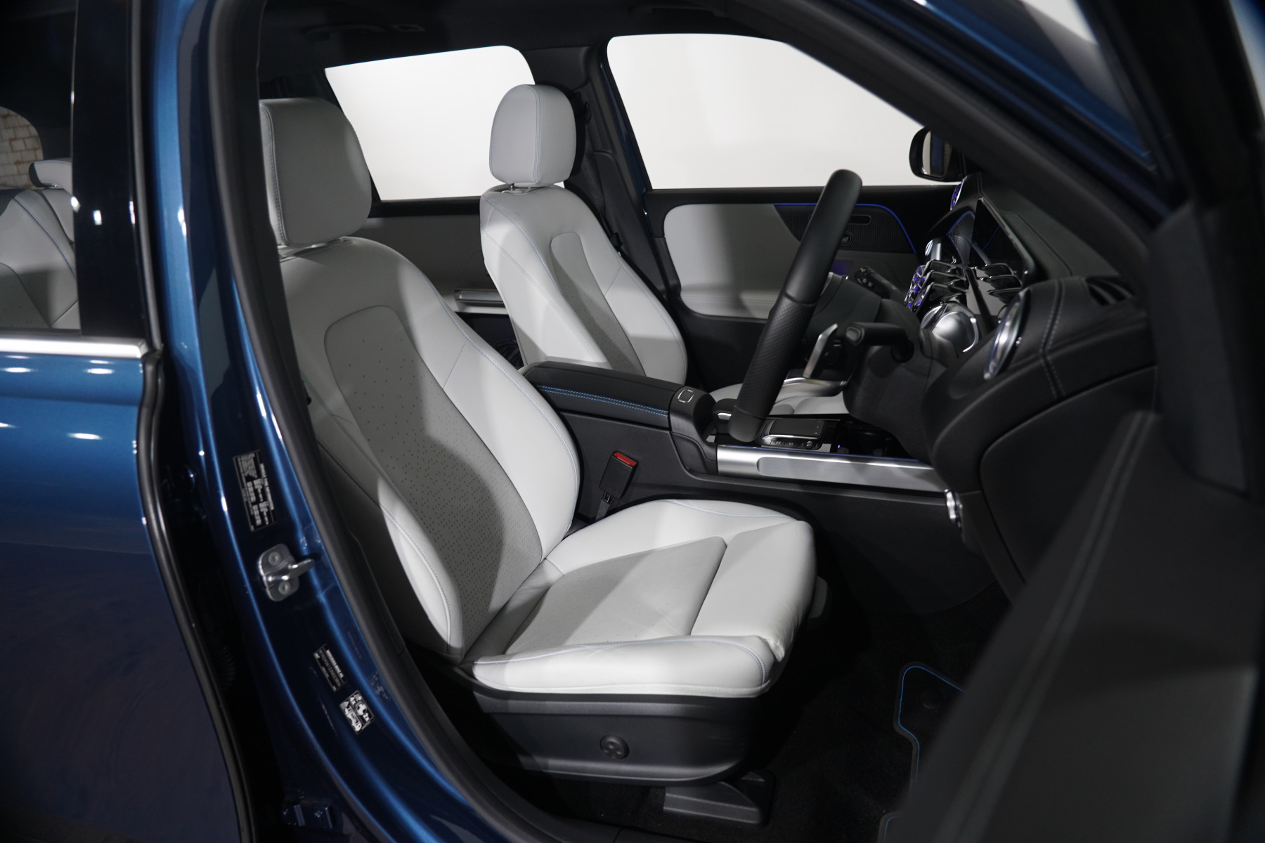 2023 Mercedes-Benz Eqb 350 4matic Edition 1 SUV Image 28