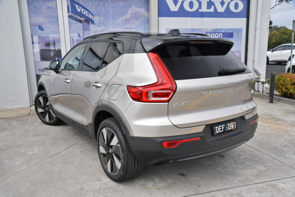 2023 MY24 Volvo XC40  Recharge Pure Electric SUV Image 3