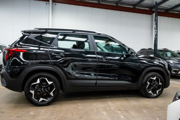 2025 Kia Seltos SP2 PE Sport SUV image 3