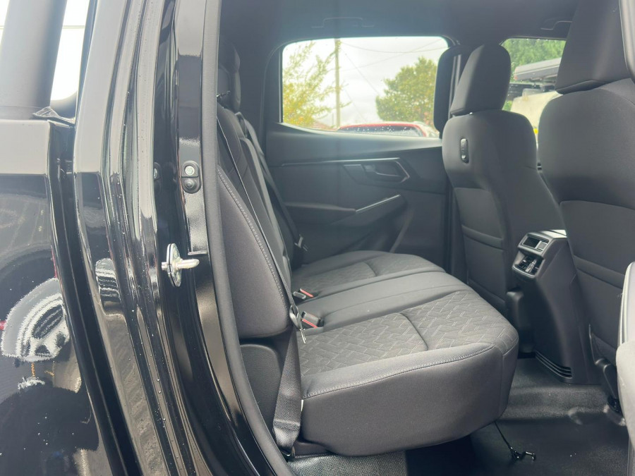 2026 MY25.5 Isuzu D-MAX RG X-RIDER Ute Image 17