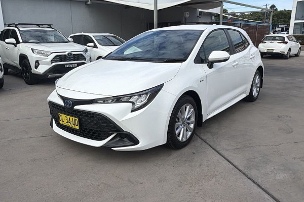 2024 Toyota Corolla ZWE219R Ascent Sport Hybrid SUV Image 9