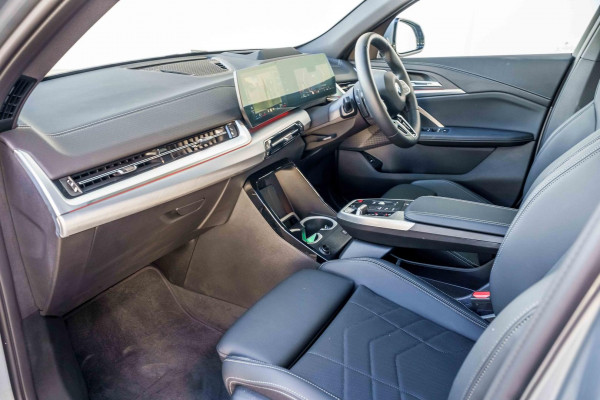 2025 BMW X2 U10 xDrive20i M Sport SUV image 7