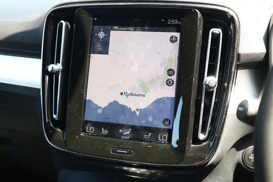 2018 Volvo Xc40 (No Series) MY19 T4 Momentum Suv Image 12