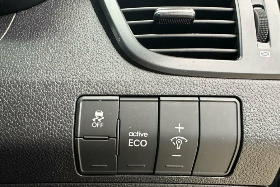 2016 Hyundai i30 GD3 Series II SR Premium Hatch Image 21
