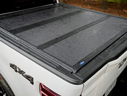 Hard tonneau cover Image