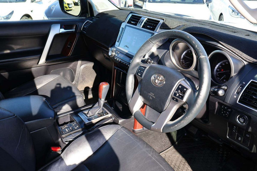2016 Toyota LandCruiser Prado GDJ150R VX SUV Image 11