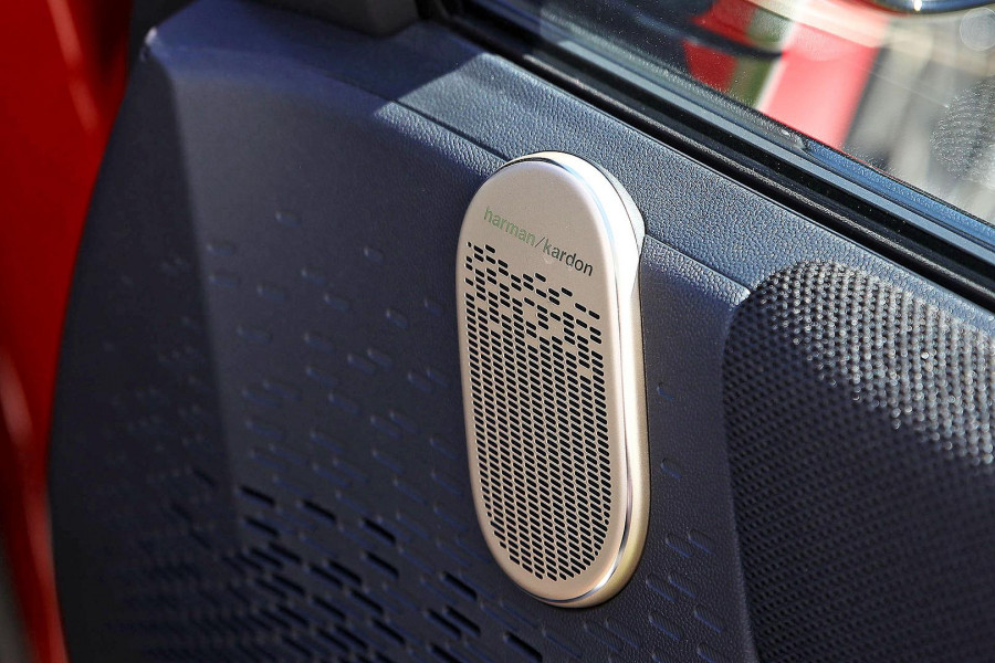 2026 MINI Cooper J01 SE Favoured Hatch