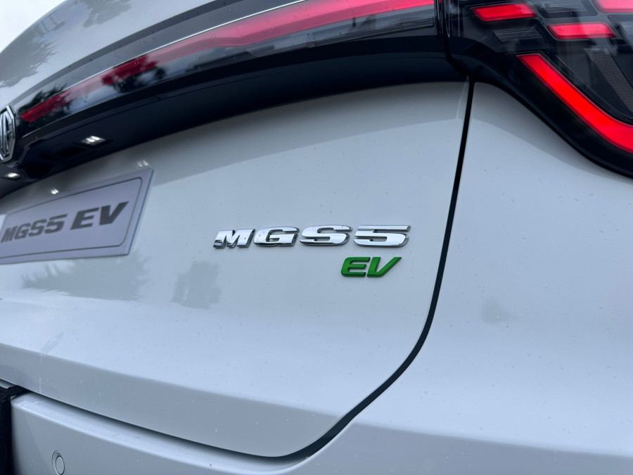 2026 MY25 MG MGS5 EV ZS3EM Essence 62 SUV Image 19