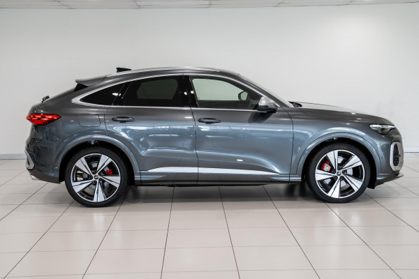 2025 Audi SQ5 GU  SUV image 3