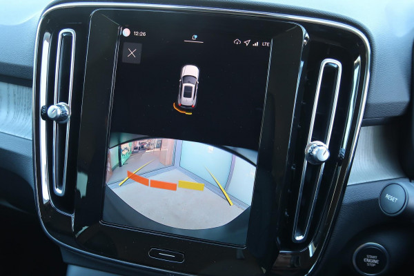 2025 MY26 Volvo XC40 XZ Plus B4 SUV Image 20