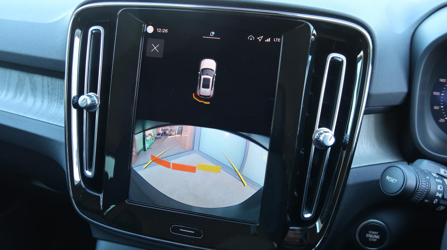 2025 MY26 Volvo XC40 XZ Plus B4 SUV Image 20