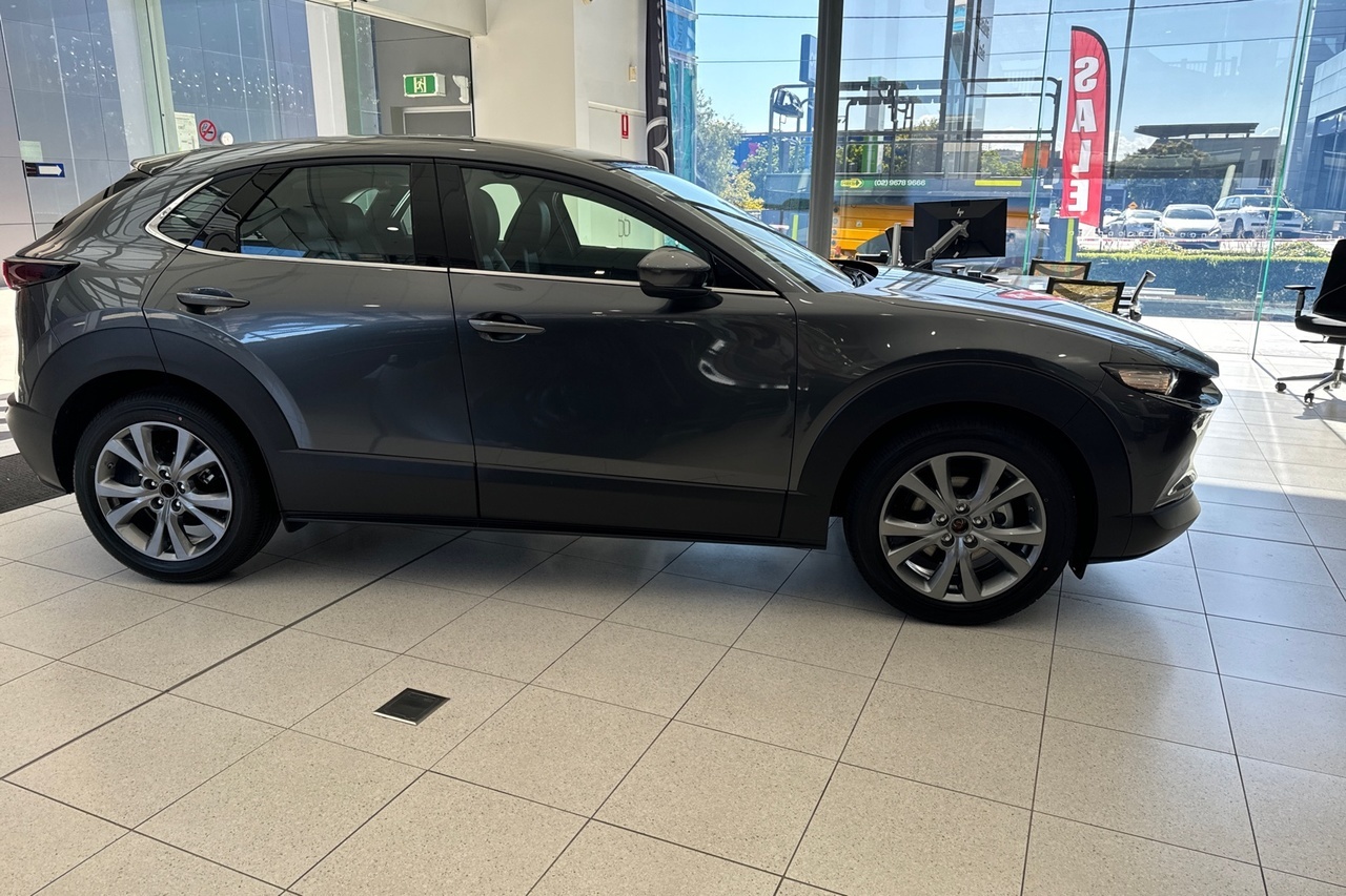 2025 MY24 Mazda CX-30 DM2W7A G20 Touring SUV Image 2