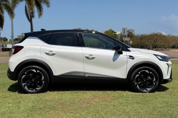 2025 Mitsubishi ASX XE Exceed SUV Image 8