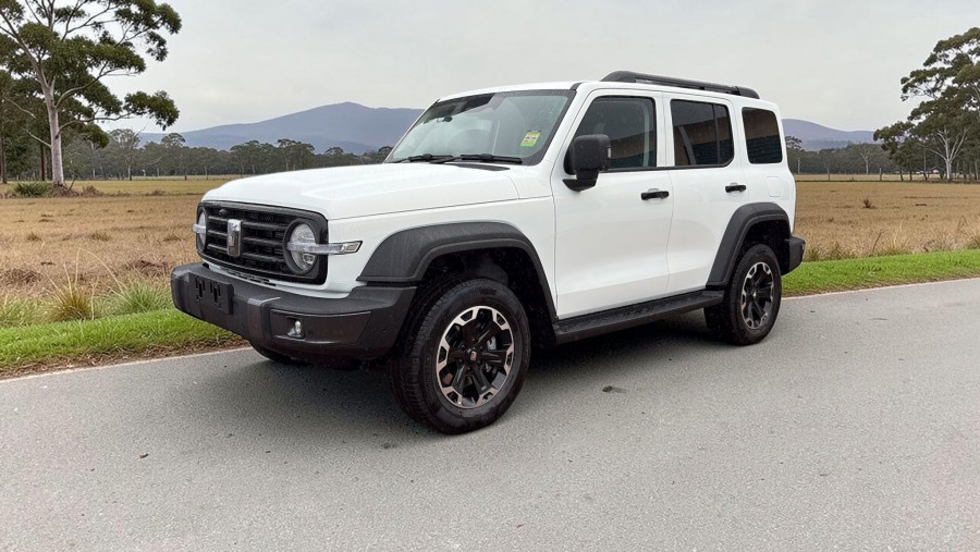 2026 GWM Tank 300 P01 Ultra Hi4-T PHEV SUV Image 3