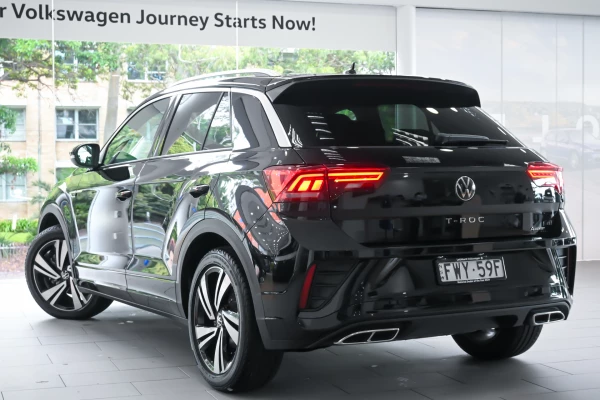2025 Volkswagen T-Roc 140TSI R-Line SUV Image 2