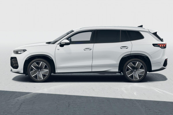 2025 MY26 Volkswagen Tayron R4 195TSI R-Line SUV Image 2
