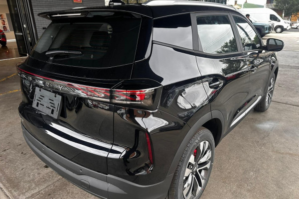 2026 Chery Tiggo 4  Ultimate SUV Image 3