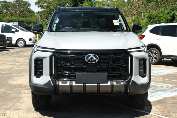 2025 LDV D90 SV9A Executive SUV Image 2