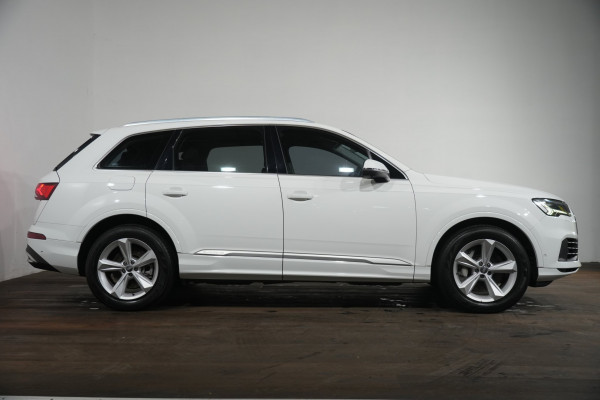 2020 Audi Q7 45 TDI SUV image 4