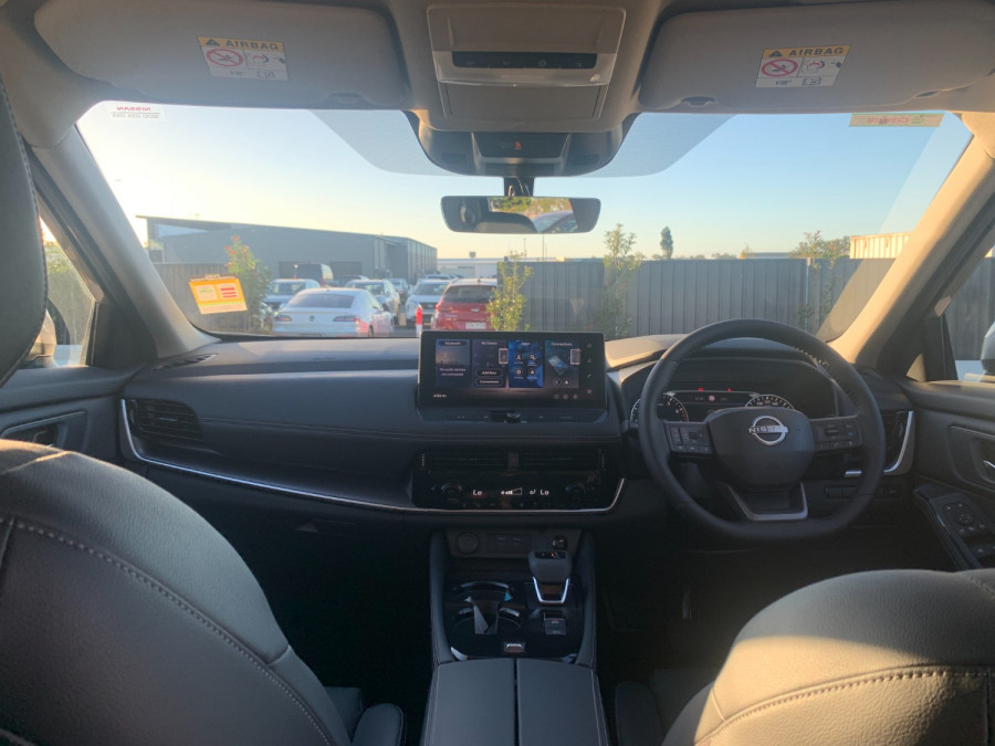 2026 Nissan X-Trail T33 ST-L SUV Image 11