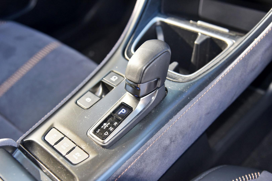 2024 Lexus LBX MAYH15R Sports Luxury SUV Image 9
