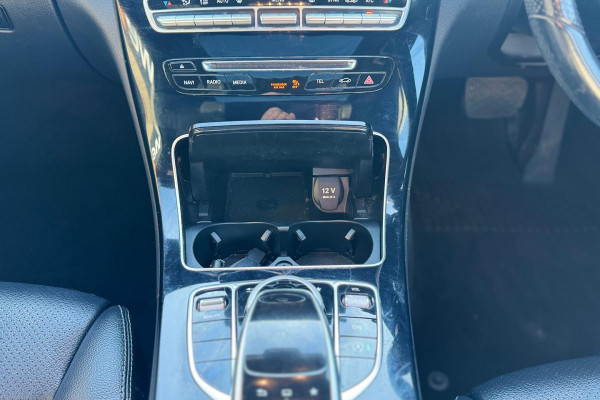 2014 Mercedes-Benz C-Class W205 C200 Sedan Image 10