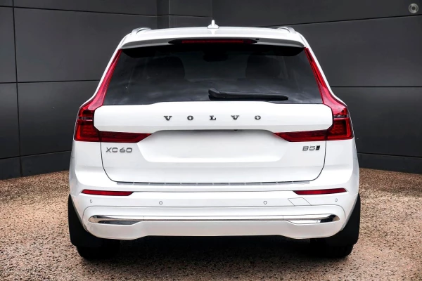 2025 MY26 Volvo XC60 UZ Plus B5 Bright SUV Image 3
