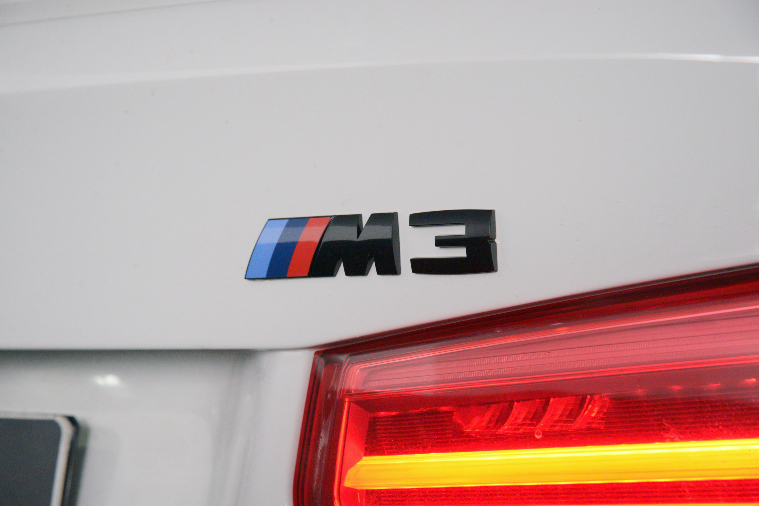 2018 BMW M3 Bmw M3 Competition Auto Competition Sedan Image 9