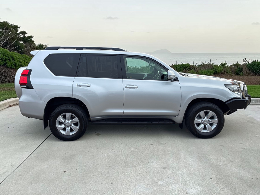 2019 Toyota LandCruiser Prado GDJ150R GXL SUV Image 2