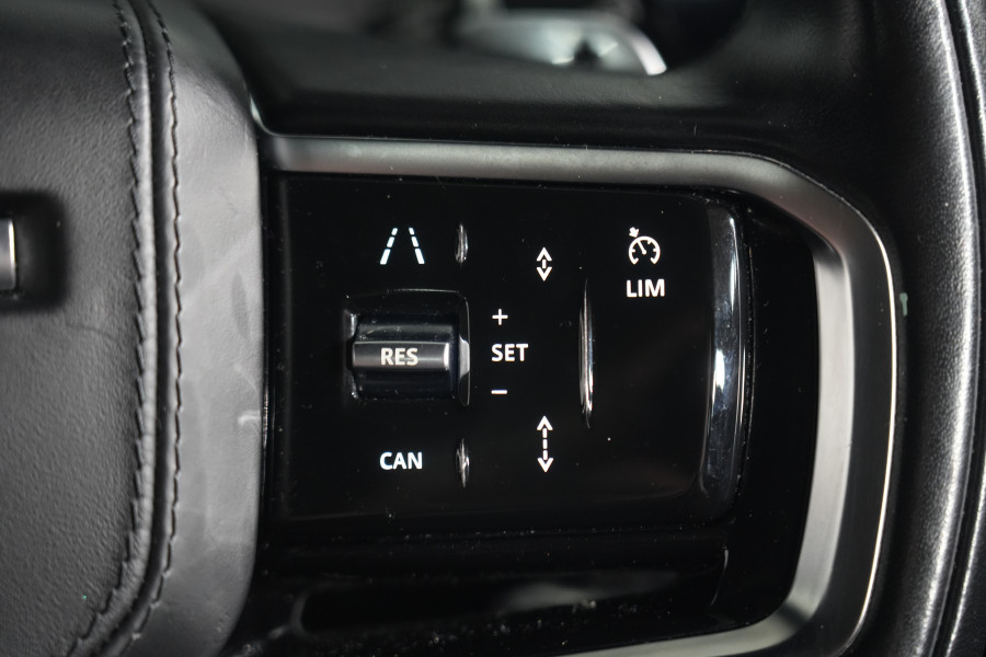 2022 Land Rover Range Rover Velar L560 P250 R-Dynamic SE SUV Image 23