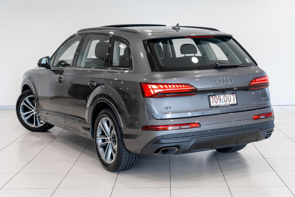 2025 Audi Q7 4M 45 TDI SUV image 2