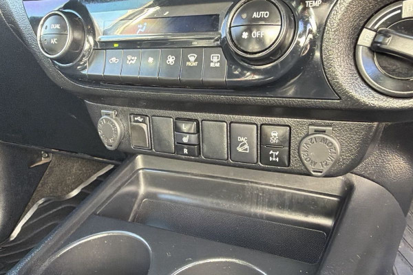 2021 Toyota HiLux GUN126R Rugged X Dual Cab Pick Up Image 20