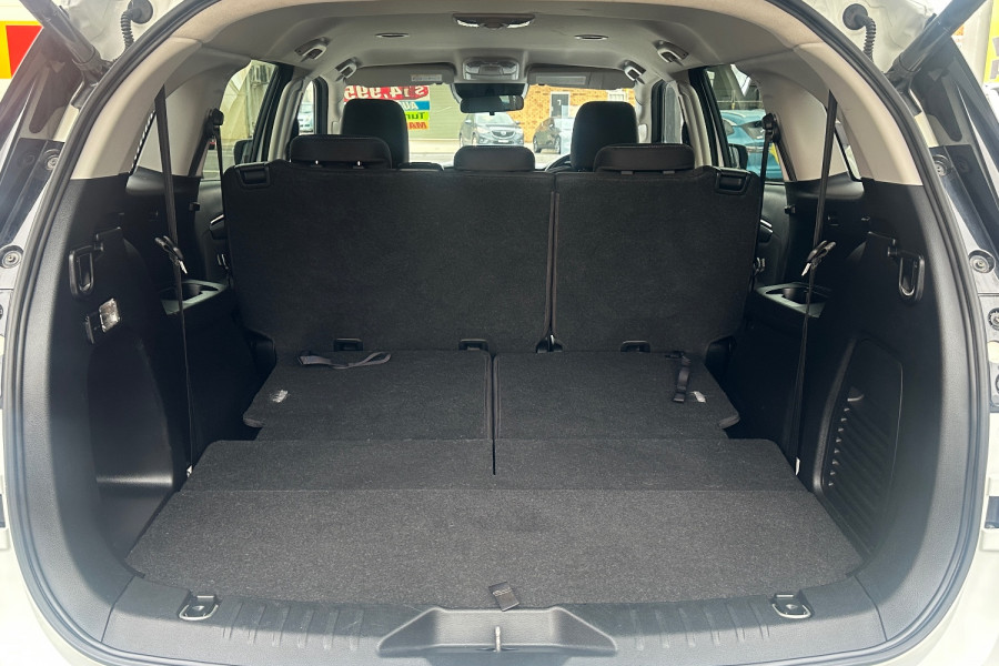 2021 Isuzu MU-X RJ LS-U SUV Image 14