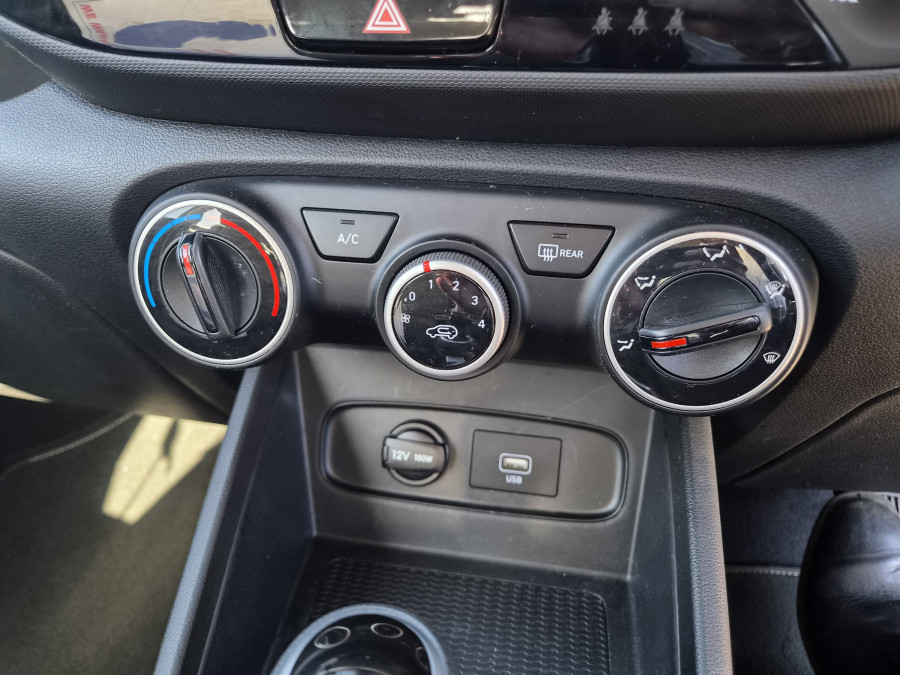 2021 Hyundai Venue QX.V3 Active SUV Image 15