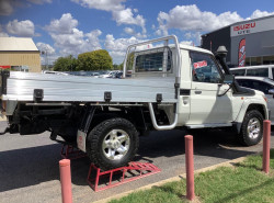 2015 Toyota Landcruiser VDJ79R GXL Cab chassis