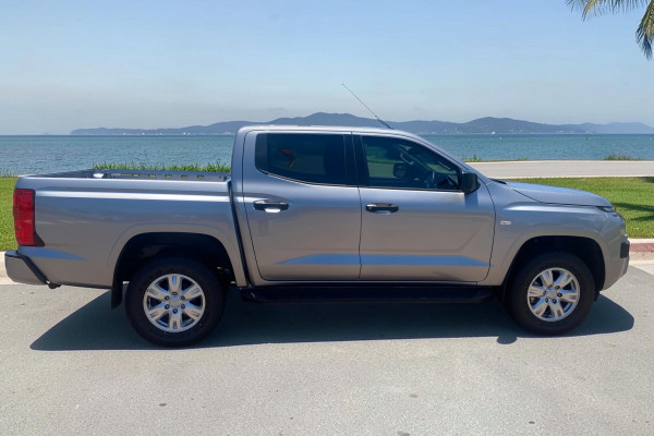 2026 Mitsubishi Triton MV GLX+ Ute Image 7