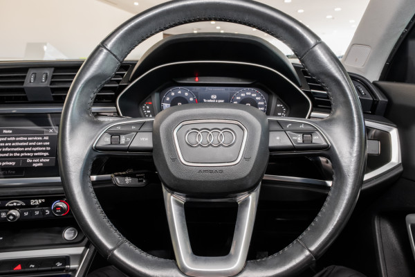 2020 Audi Q3 F3 35 TFSI Launch Edition SUV image 10
