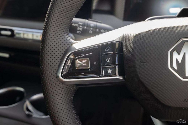 2025 MG MGS5 EV ZS3EM Essence 49 SUV Image 13