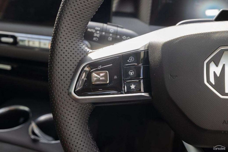 2025 MG MGS5 EV ZS3EM Essence 49 SUV Image 13