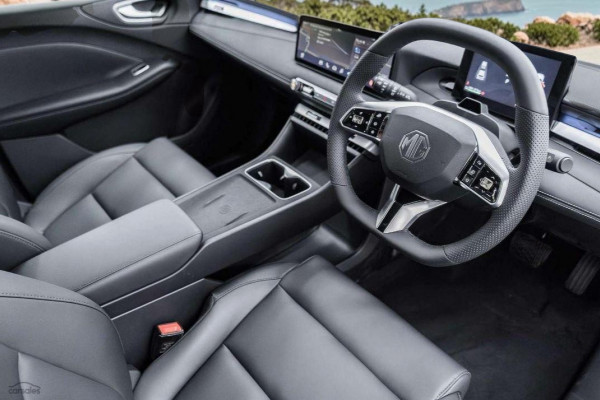 2026 MG MG4 EV Urban AH4E Essence 54 Hatch Image 3
